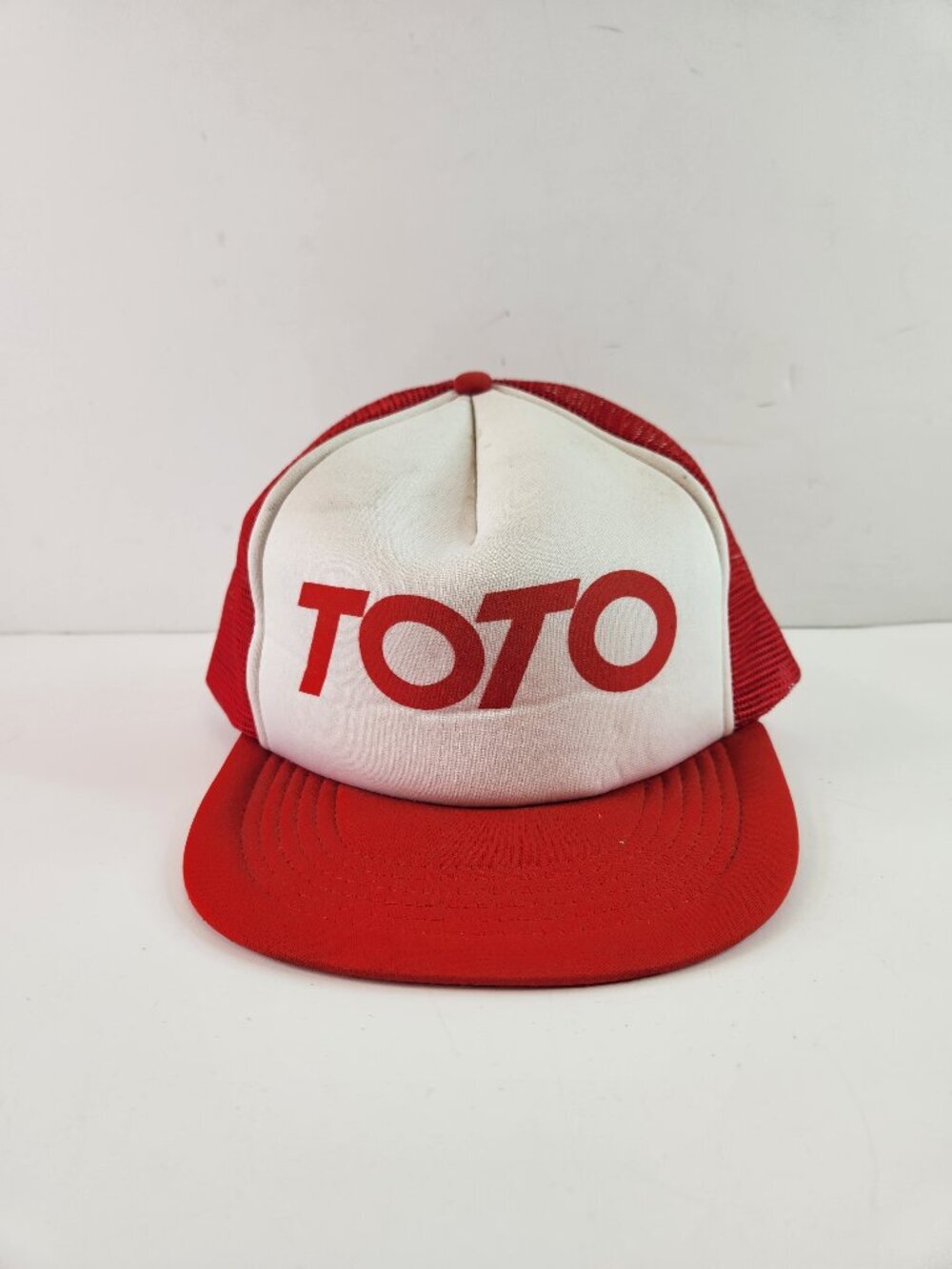 Vintage Toto Red & White Mesh Trucker Hat Unisex Adjustable Snapback